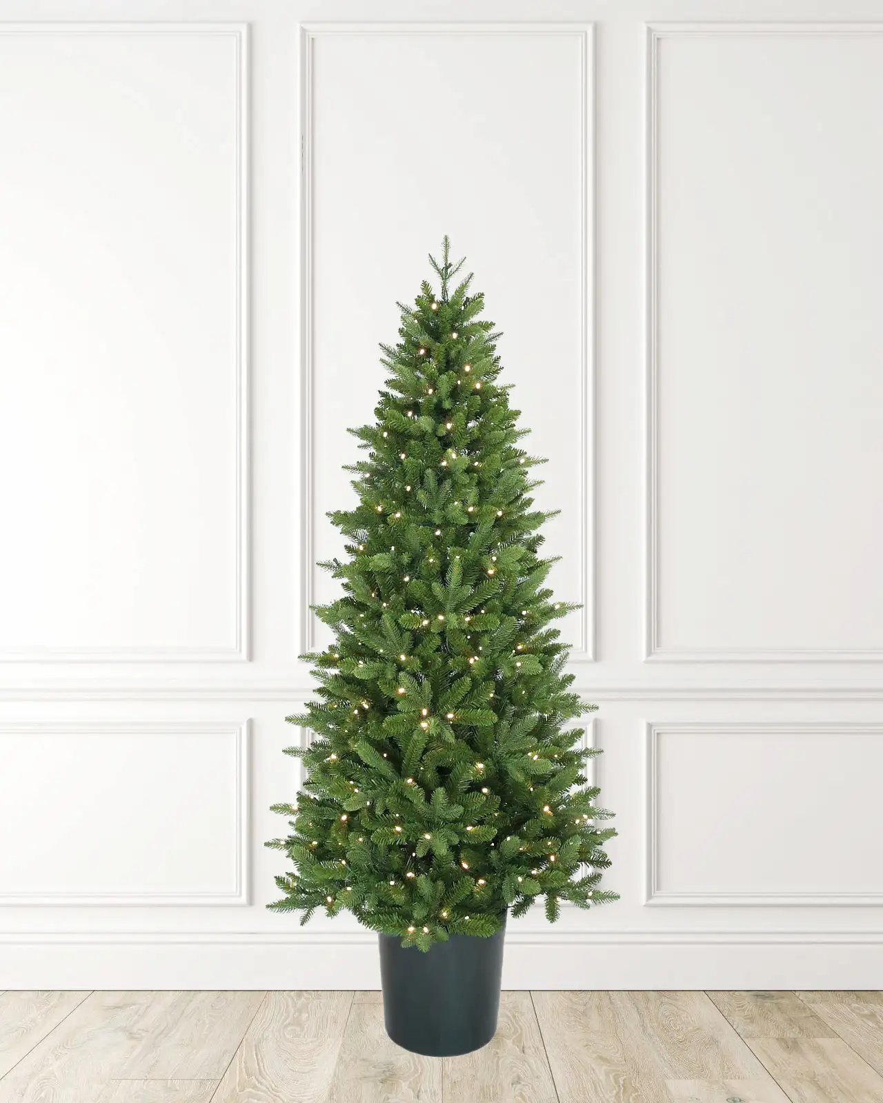 Pre-Lit Green Fir w/Pot