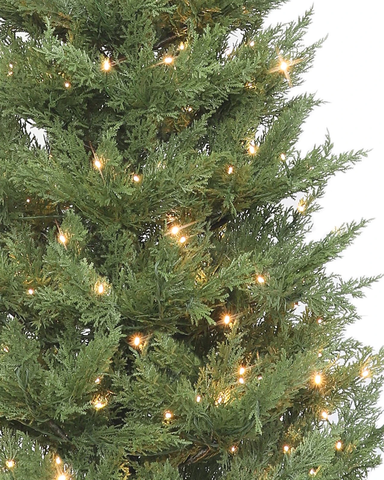 Pre-Lit Green Spruce Tree w/Pot