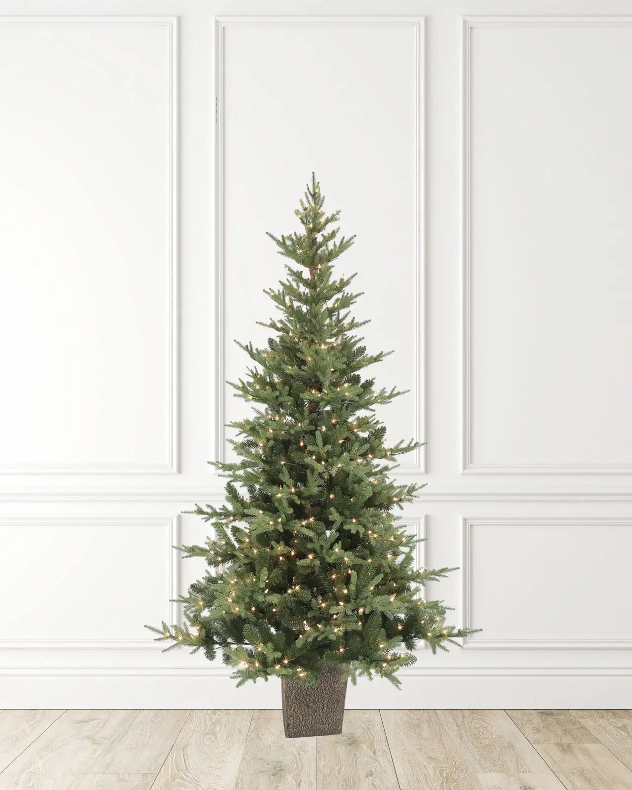 Pre-Lit Green Fir w/Pot