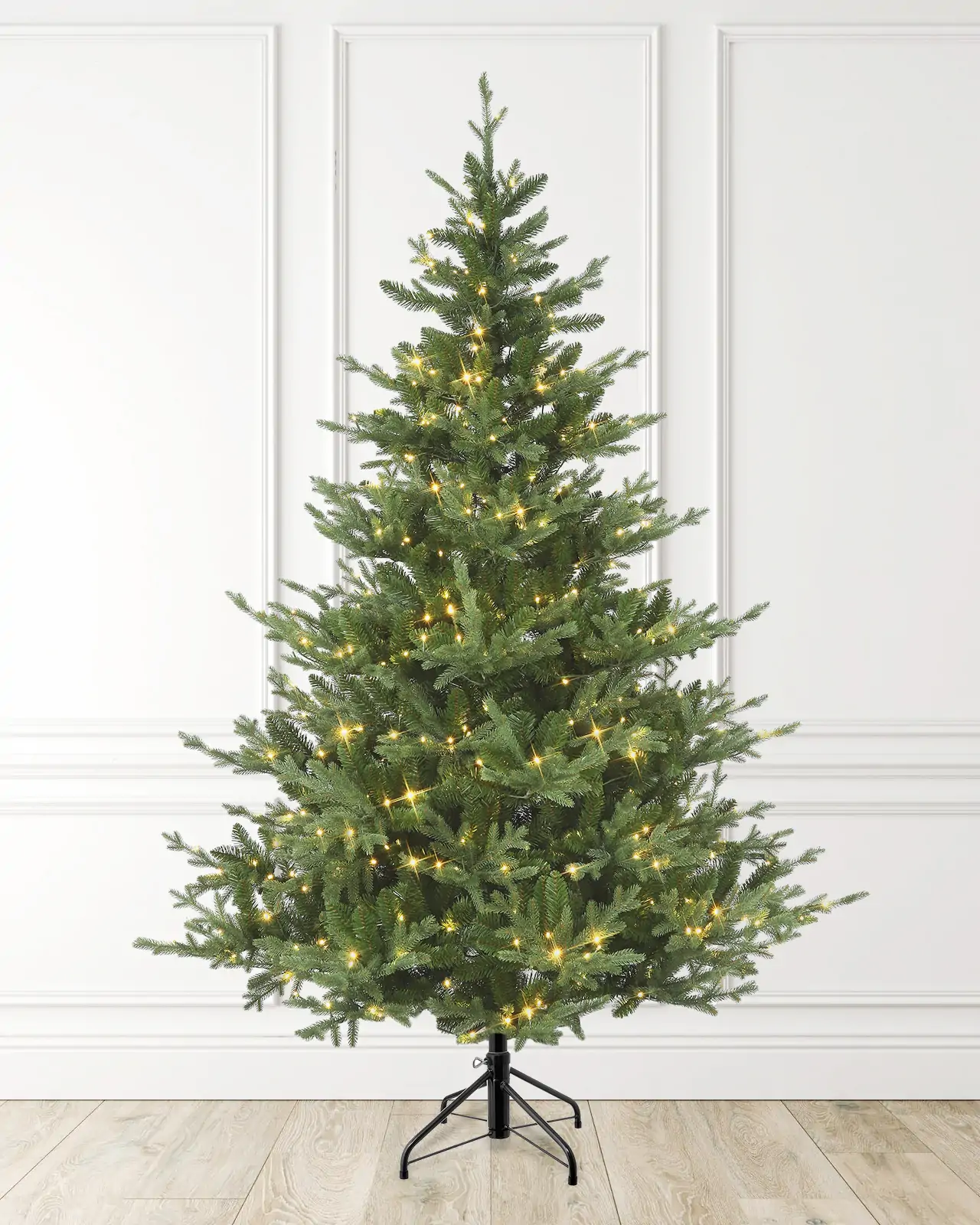 Pre-Lit Green Fir Tree